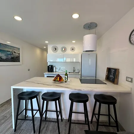 Apartamento First Beachline Deluxe With Garden And Terrasse In Sun Club