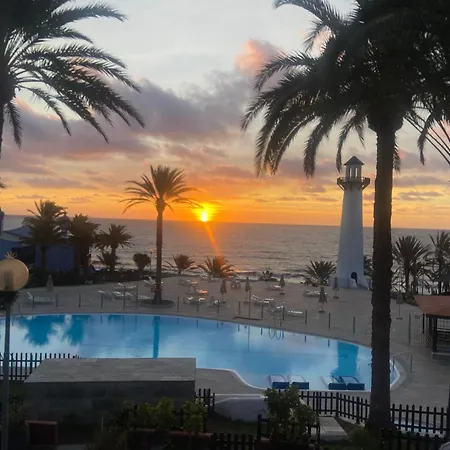 Apartamento First Beachline Deluxe With Garden And Terrasse In Sun Club